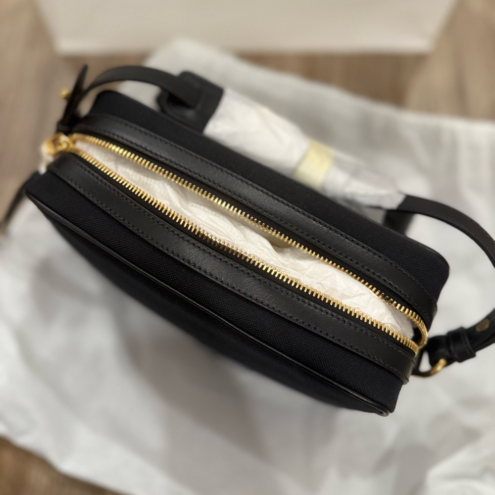 PRADA Bag - Picture 4 of 4